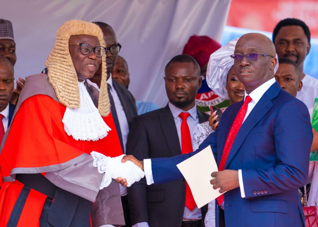 Monday-Okpebholo-sworn-in-as-Edo-governor--1024x731